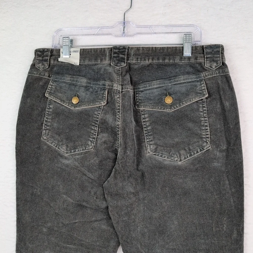 NWT Free People We The Free Flora Bootcut Corduroy Pants Womens 32 Vintage Green